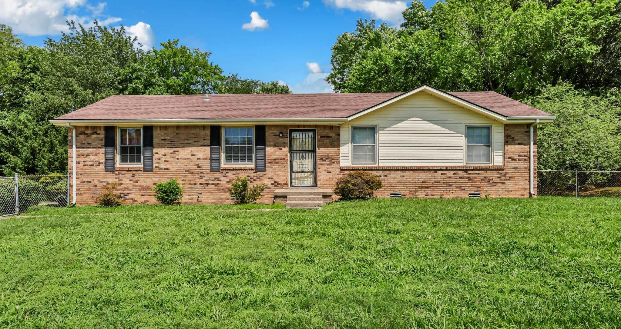2706 Dove Ct Clarksville Tennessee United States, for Sale, residential, Adam Hanes, LPT Realty