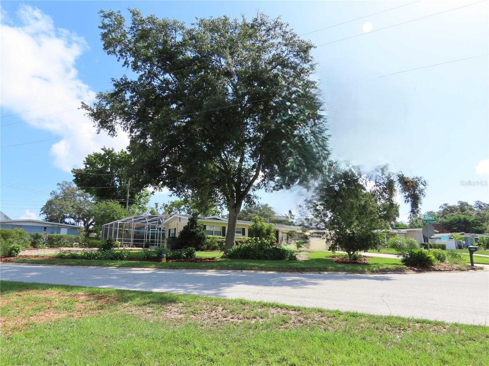 787 N WATERVIEW DRIVE Clermont Florida United States, for Sale, residential, Zaira Mejia, Spaces & Styles Group