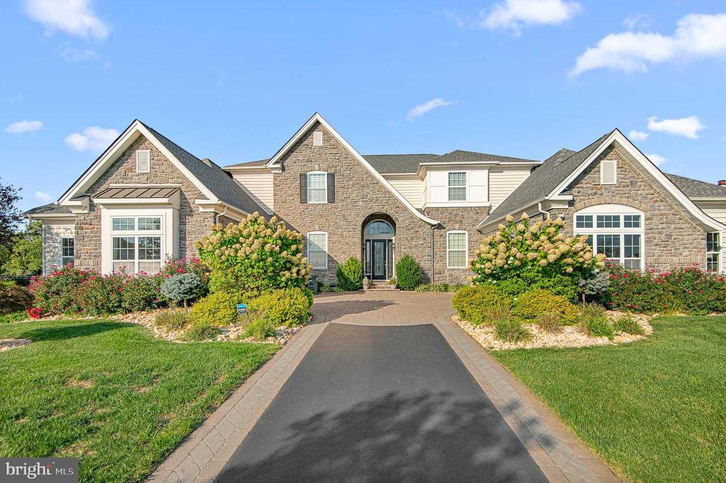 23 OXFORD DRIVE Ivyland Pennsylvania United States, Sold, residential, , Market Force Realty