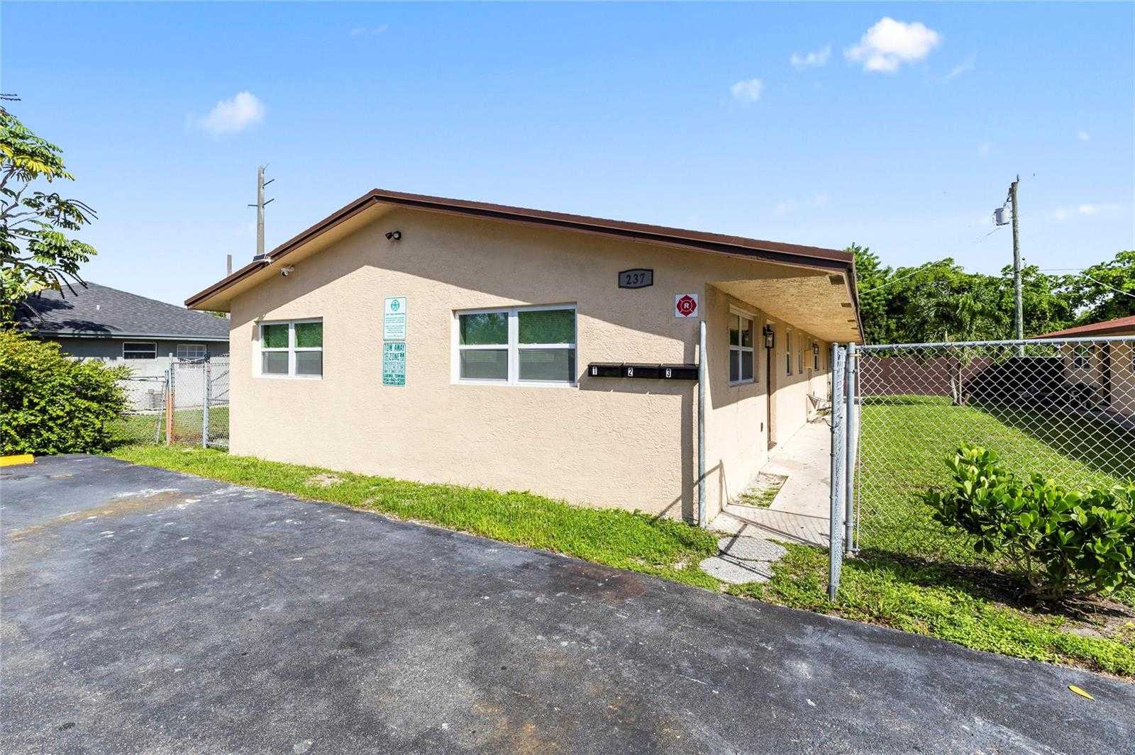 237 NW 12th Court Pompano Beach Florida United States, for Sale, residential,  , D'Lux Real Estate Services, LLC