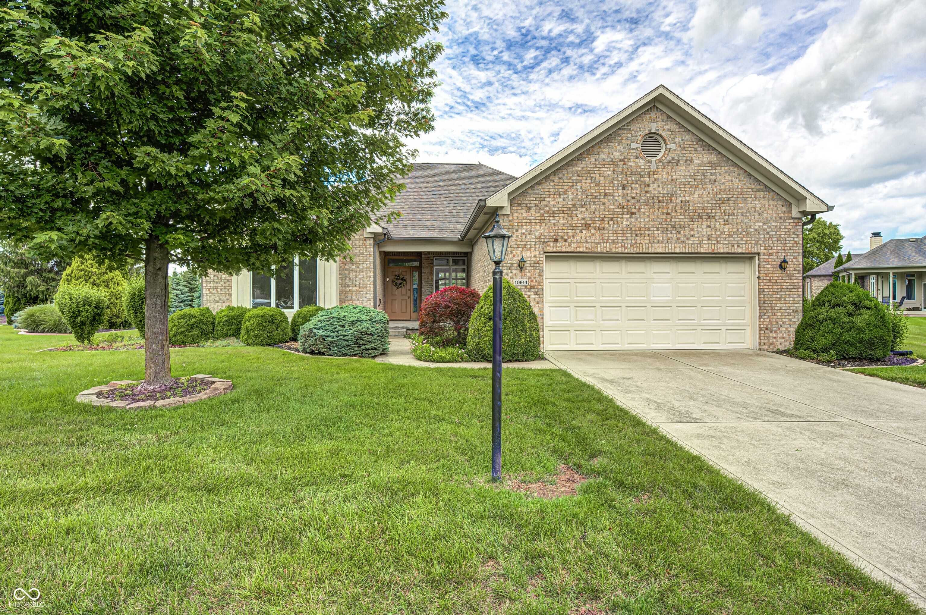 10914 Lightship Court Fishers Indiana United States, for Sale, residential, Amir Chaudhary, Kingsway Real Estate Brokerage