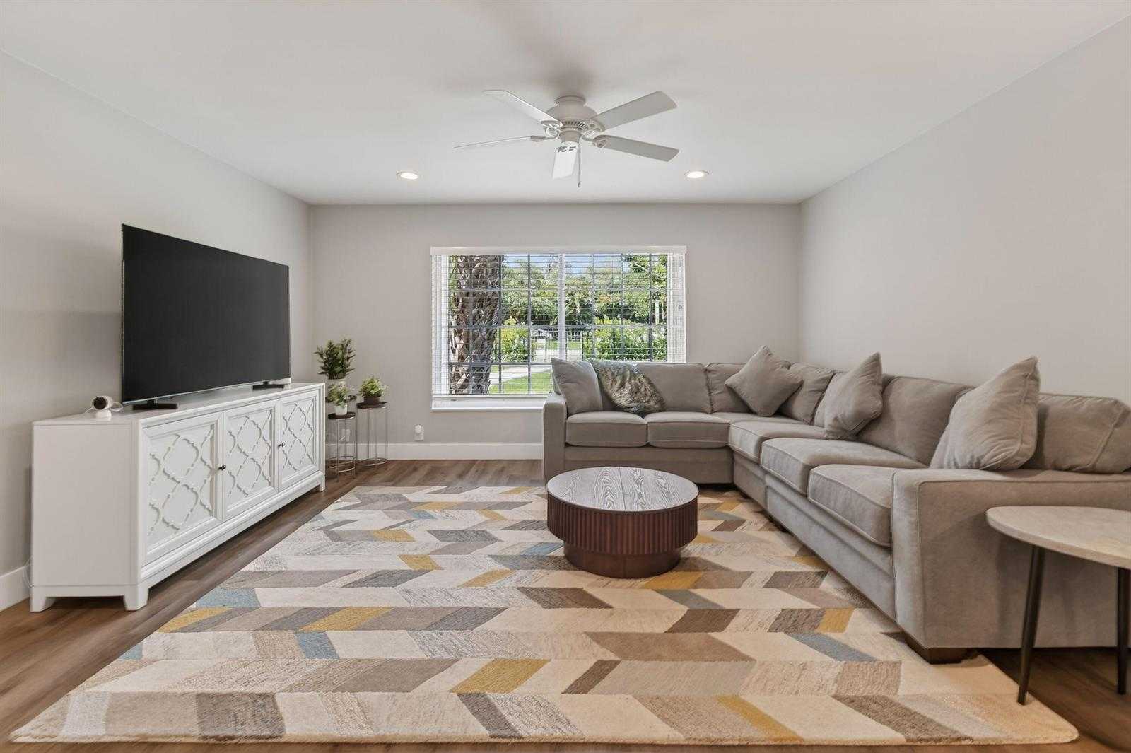 11521 Landing Place APT E1 North Palm Beach Florida United States, for Rent, residential,  , Phoenix Realtors LLC