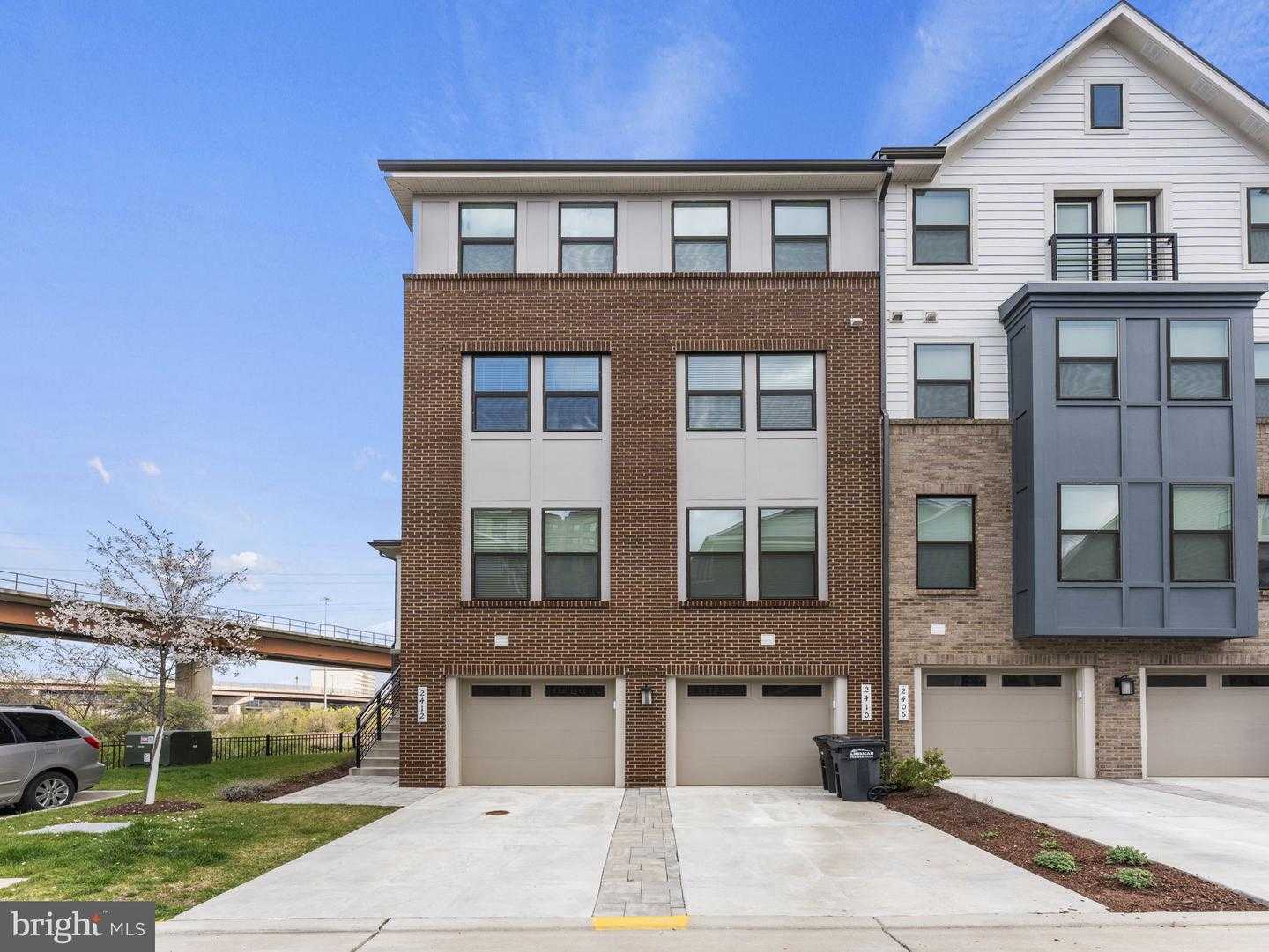 2410 STELLA PLACE APT 2 Alexandria Virginia United States, for Rent, residential,  , The Holly Group