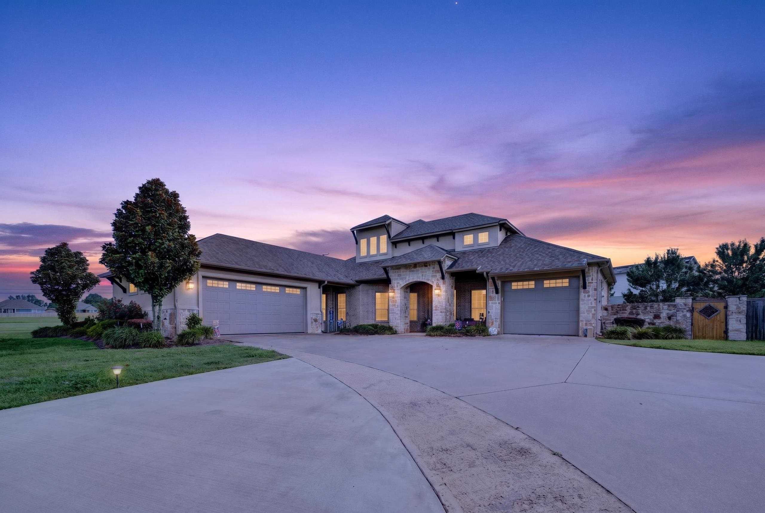 5511 McCann Rd Longview Texas United States, for Sale, residential,  , Drake Chapman Real Estate, Brokerage