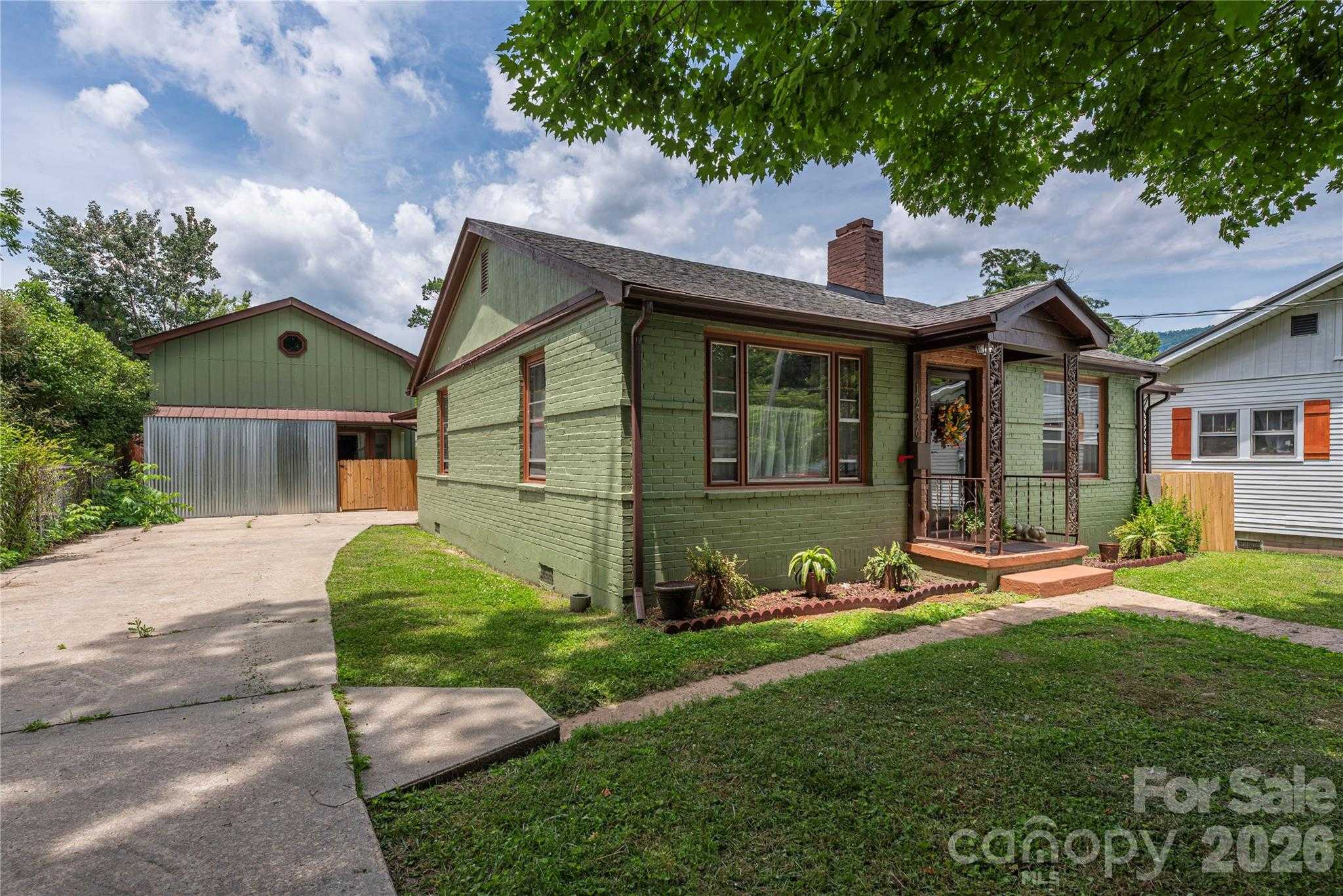 1236 Brown Avenue Waynesville North Carolina United States, for Sale, residential, Jaci Reynolds, RE/MAX Executive