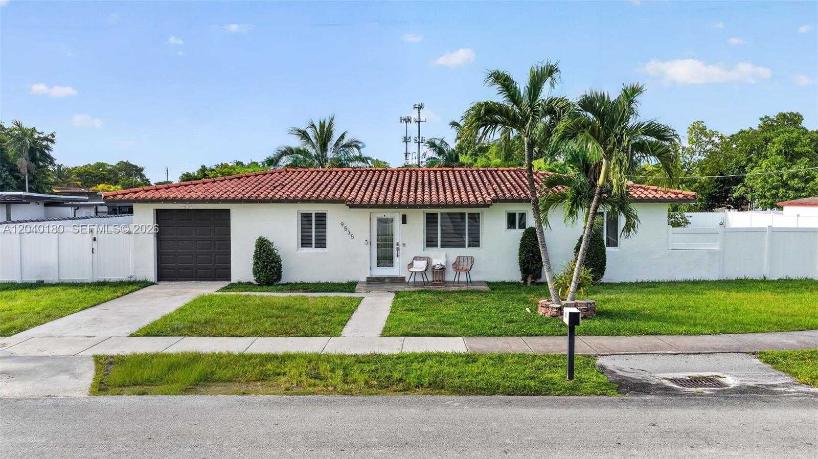 9535 SW 42nd St Miami Florida United States, for Sale, residential,  , INCOM OFFICE EXAMPLE
