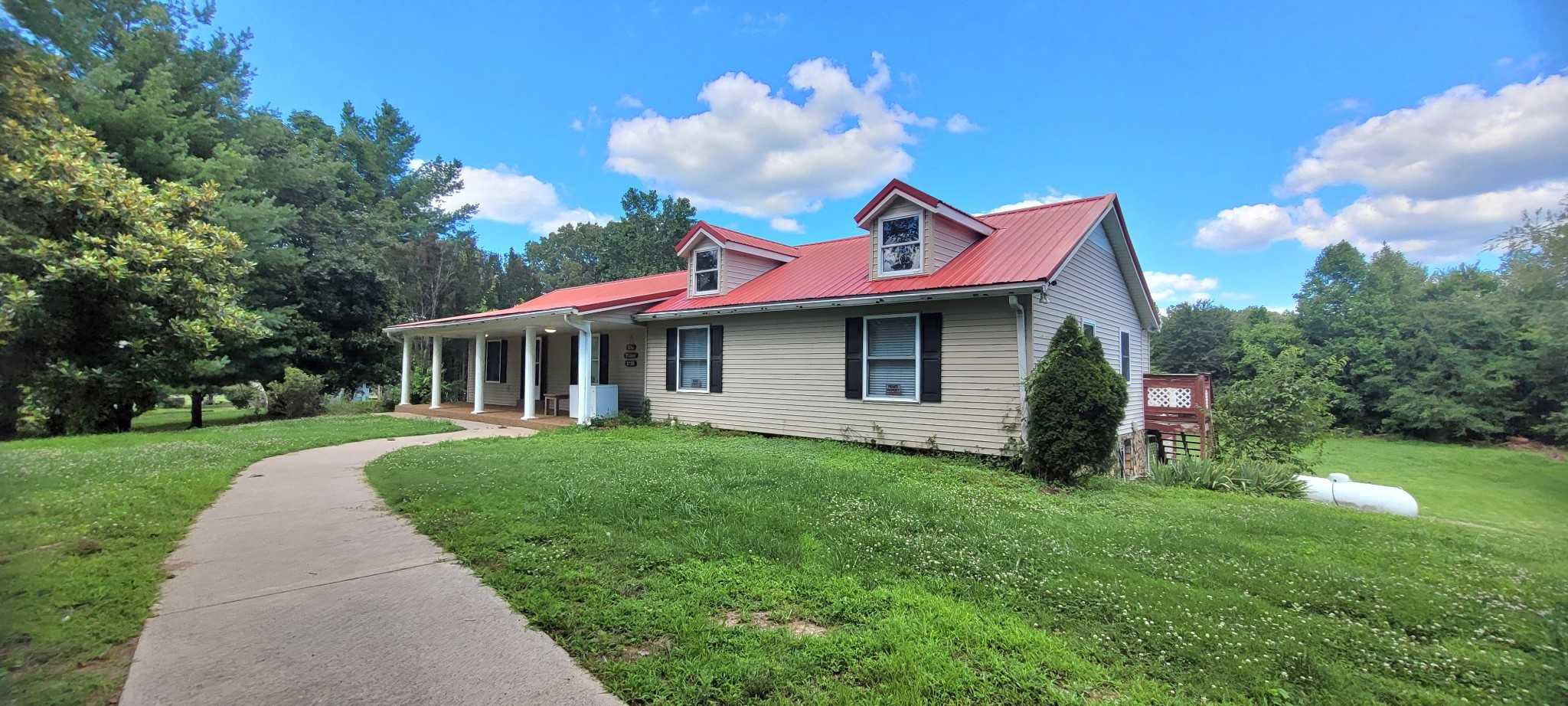 5255 N Mount Pleasant Rd Greenbrier Tennessee United States, for Sale, residential, Adam Hanes, LPT Realty