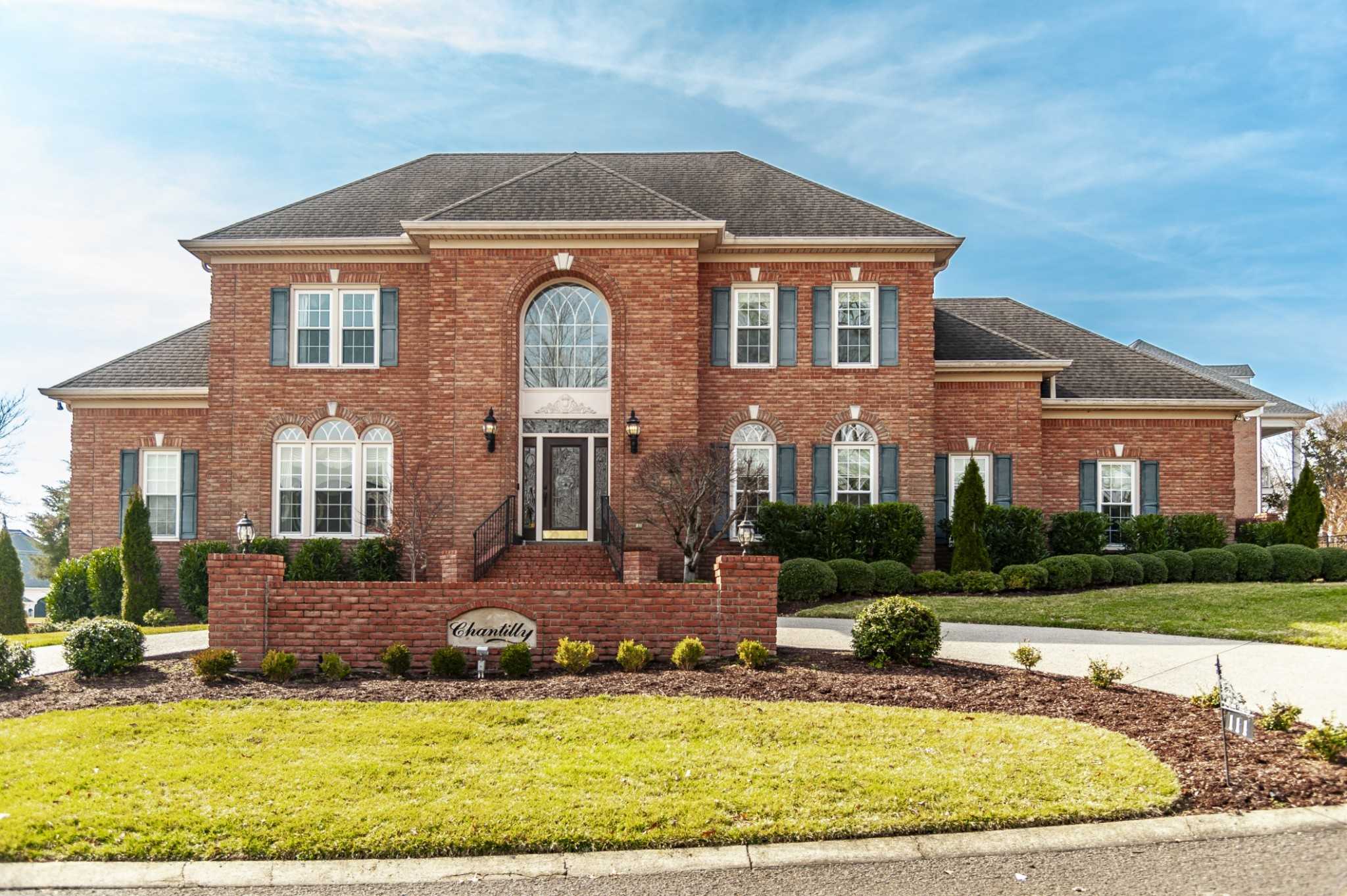 111 Governors Point Blvd Hendersonville Tennessee United States, for Sale, residential, Adam  Hanes, LPT Realty