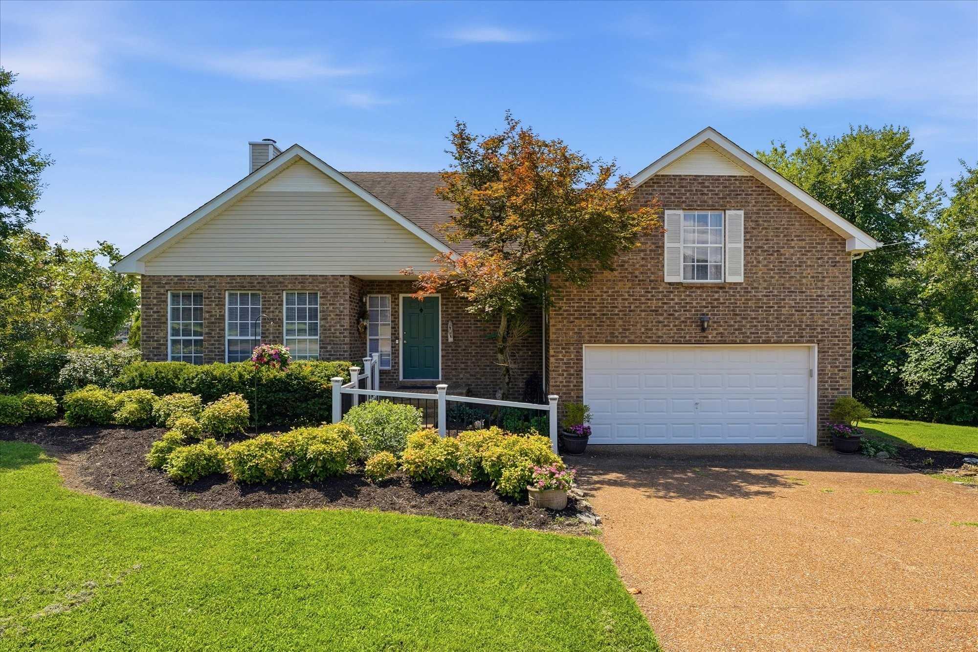 103 Waterford Way Hendersonville Tennessee United States, for Sale, residential, Adam  Hanes, LPT Realty