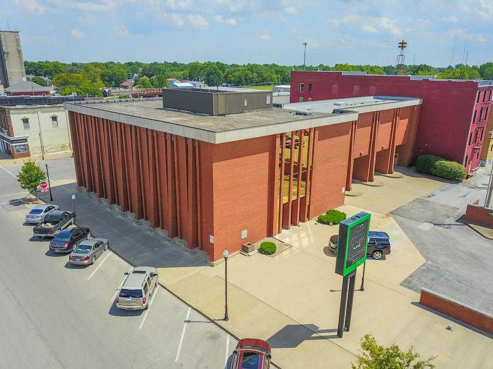 208 W Reed Suite 101 St. Moberly Missouri United States, for Lease, commercial, , CENTURY 21 McKeown & Associates, Inc.