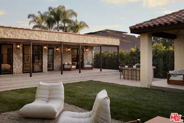 6255 Del Valle Drive Los Angeles California United States, for Sale, residential,  , InCom Brokerage Sample