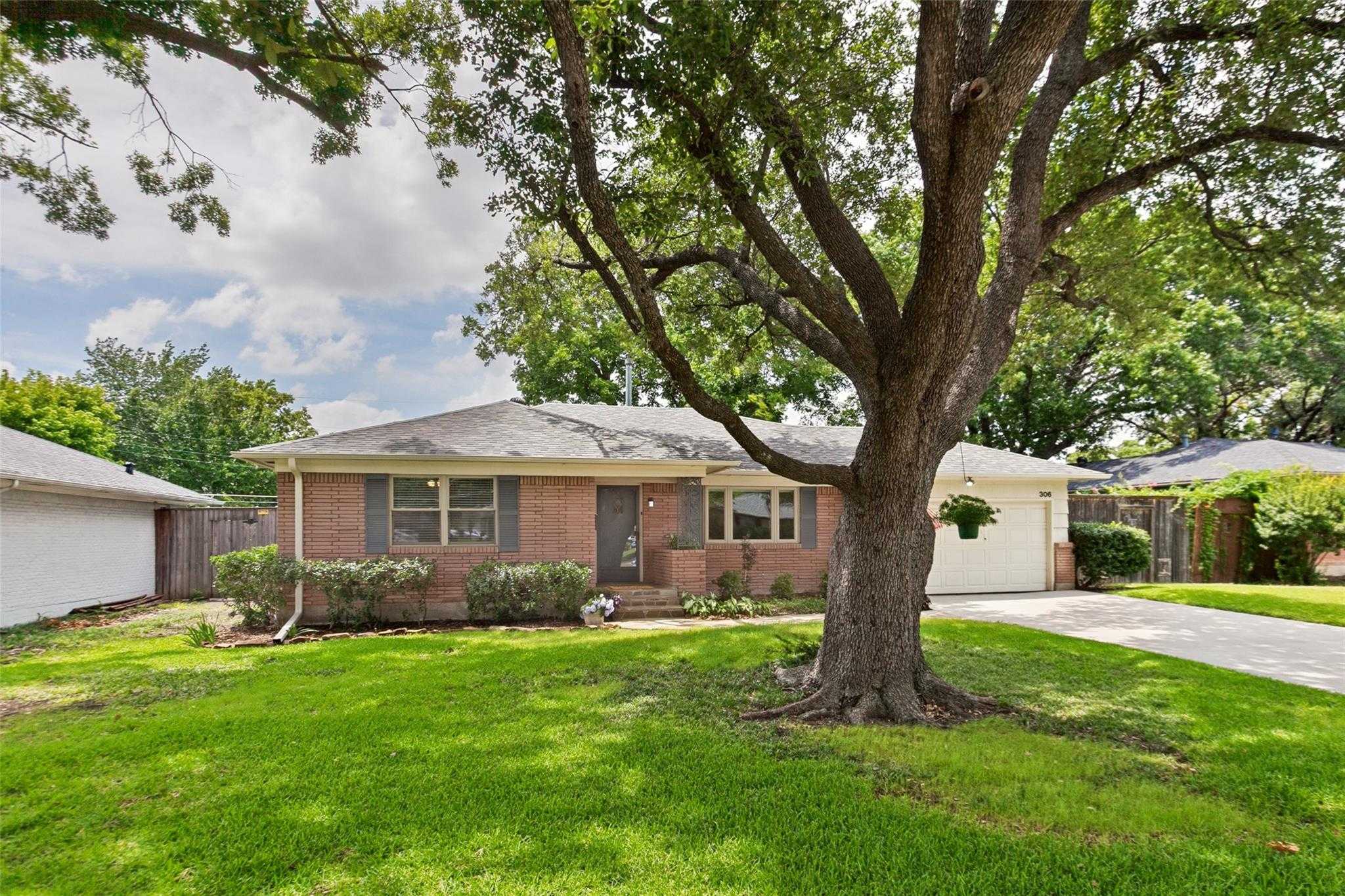 306 S Lois Lane Richardson Texas United States, for Sale, residential,  , Orbit Realty Group
