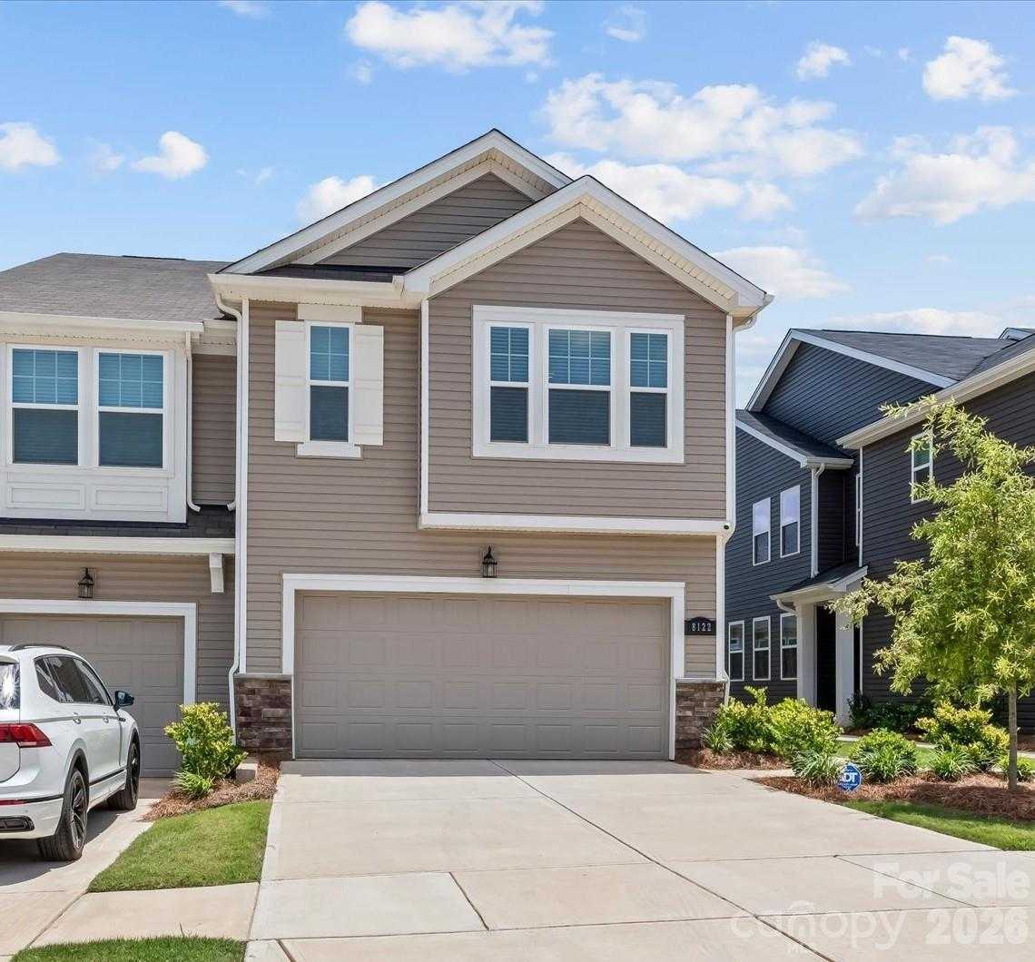 8122 Downy Oak Lane Charlotte North Carolina United States, for Sale, residential, Kristen Haynes, New Home Buyers Brokers / Realty Pros