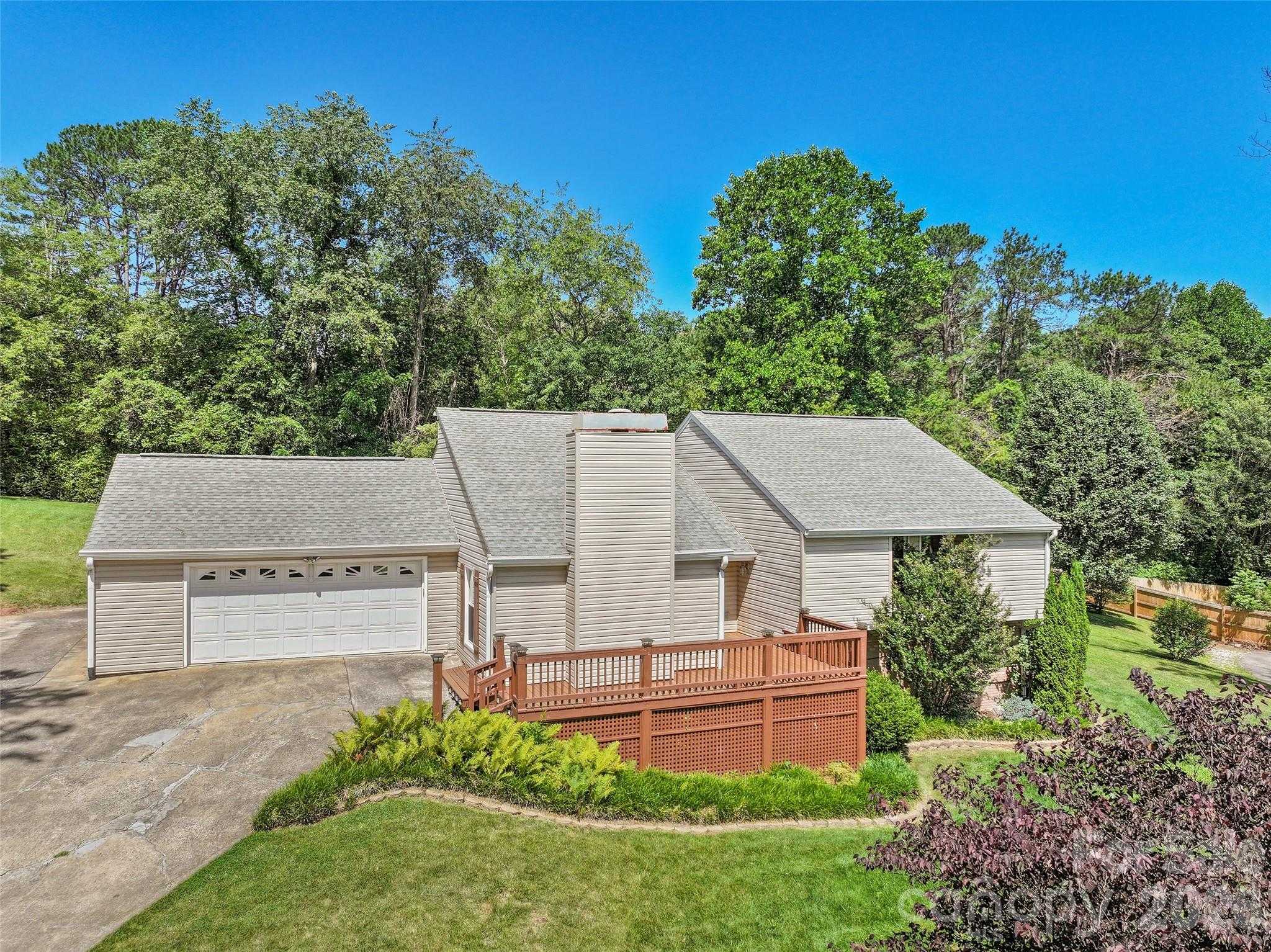 519 Nellie John Drive Clyde North Carolina United States, for Sale, residential, Jaci Reynolds, RE/MAX Executive