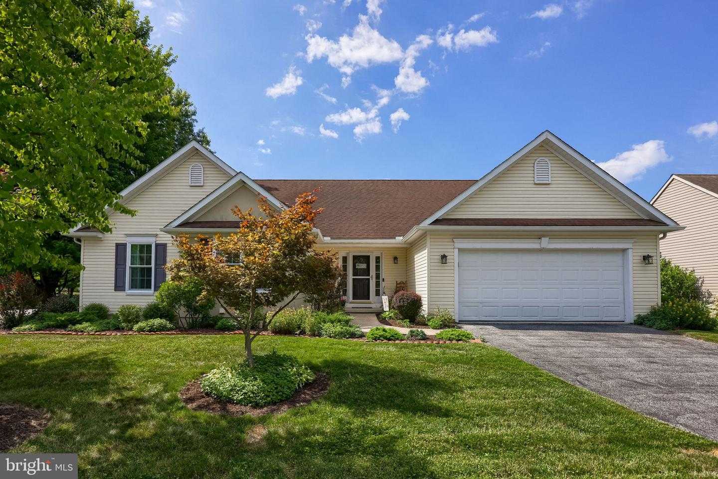 300 NORTHVIEW LANE Quarryville Pennsylvania United States, Sale Pending, residential, , Heroes Real Estate