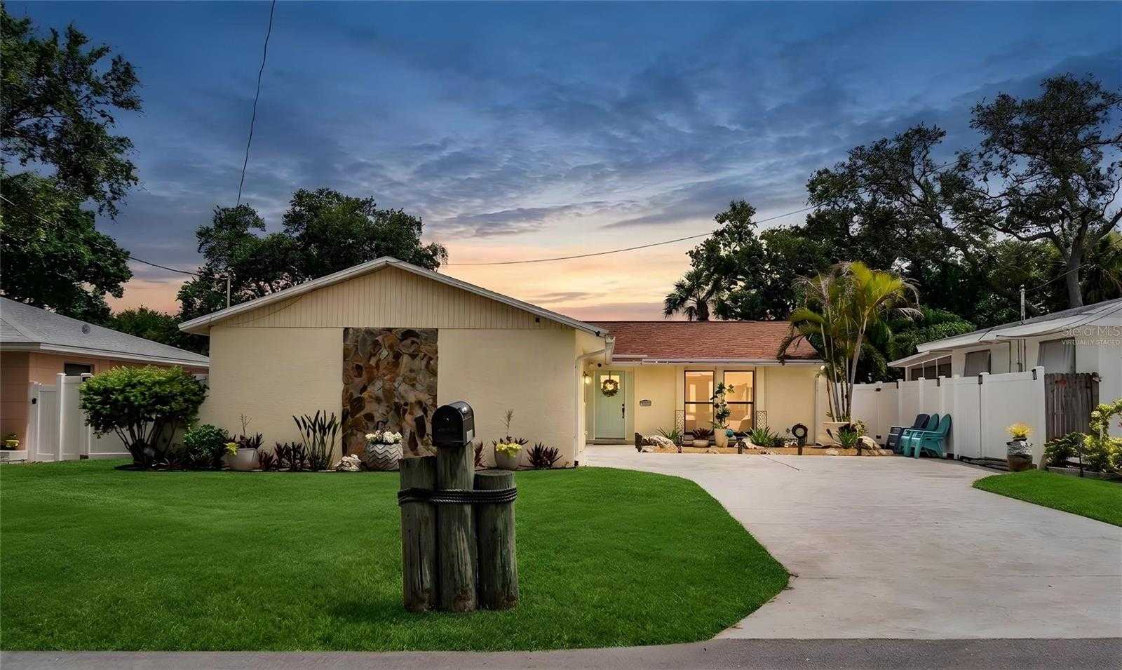 14803 SUNSET DRIVE Largo Florida United States, for Sale, residential,  ,  Real Estate Brokerage & Consultation, Inc