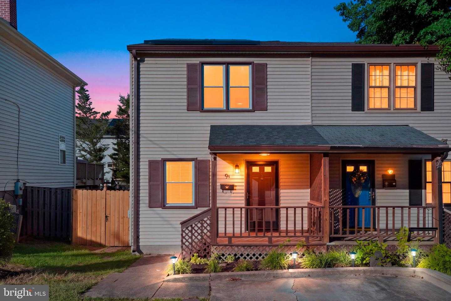 9 LEADBEATER STREET APT 1/2 Alexandria Virginia United States, for Sale, residential,  , The Holly Group