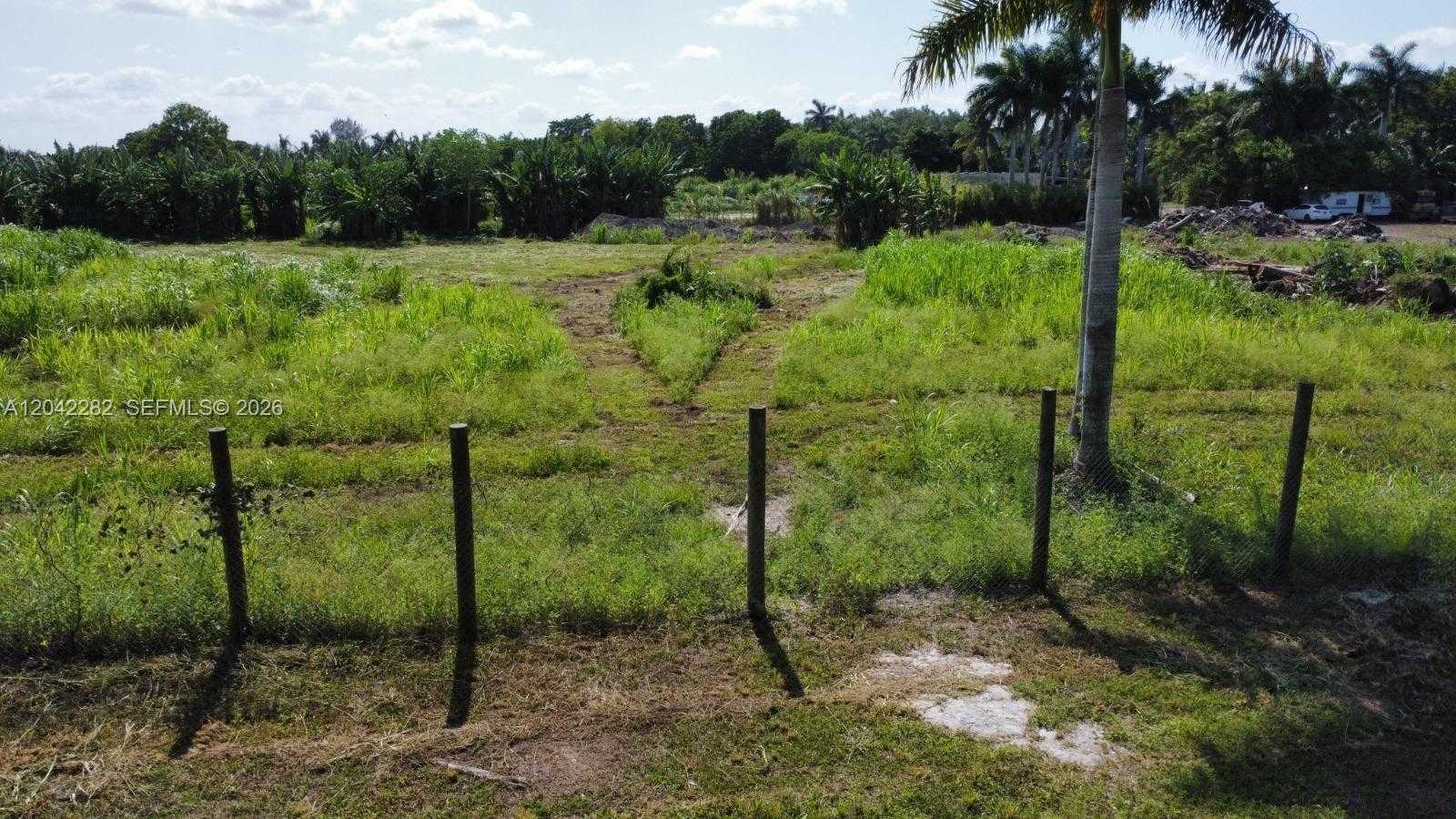 168 St Miami Florida United States, for Sale, commercial,  , Phoenix Realtors LLC