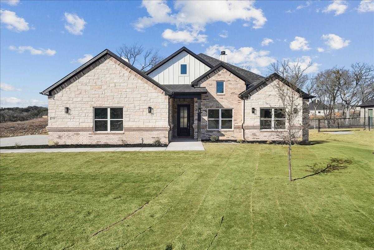 340 Slimp Bluff Azle Texas United States, for Sale, residential, Stacy Fritchen, Berkshire Hathaway HomeServices PenFed Realty