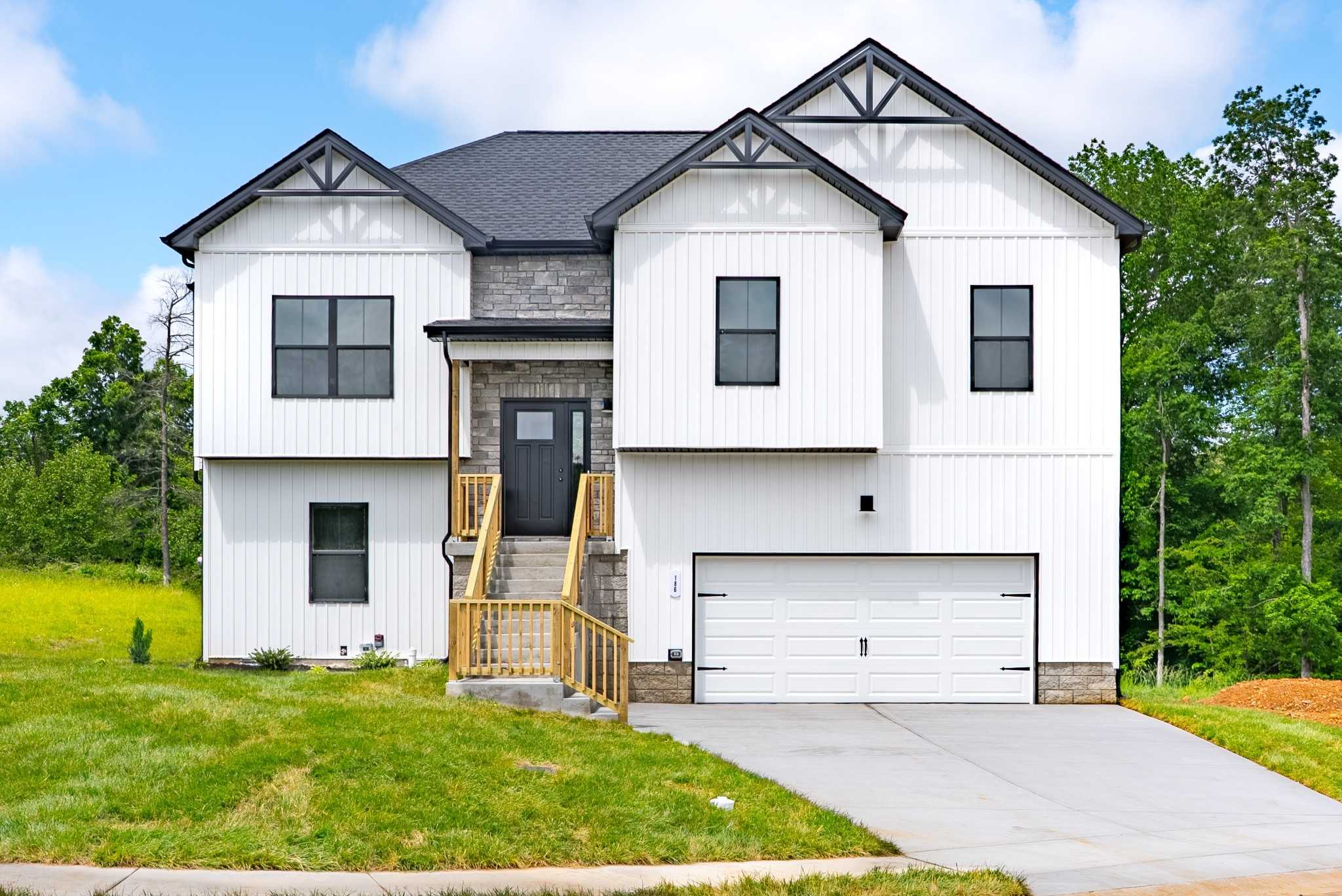 201 Dewberry Ct Clarksville Tennessee United States, for Sale, residential, Adam Hanes, LPT Realty
