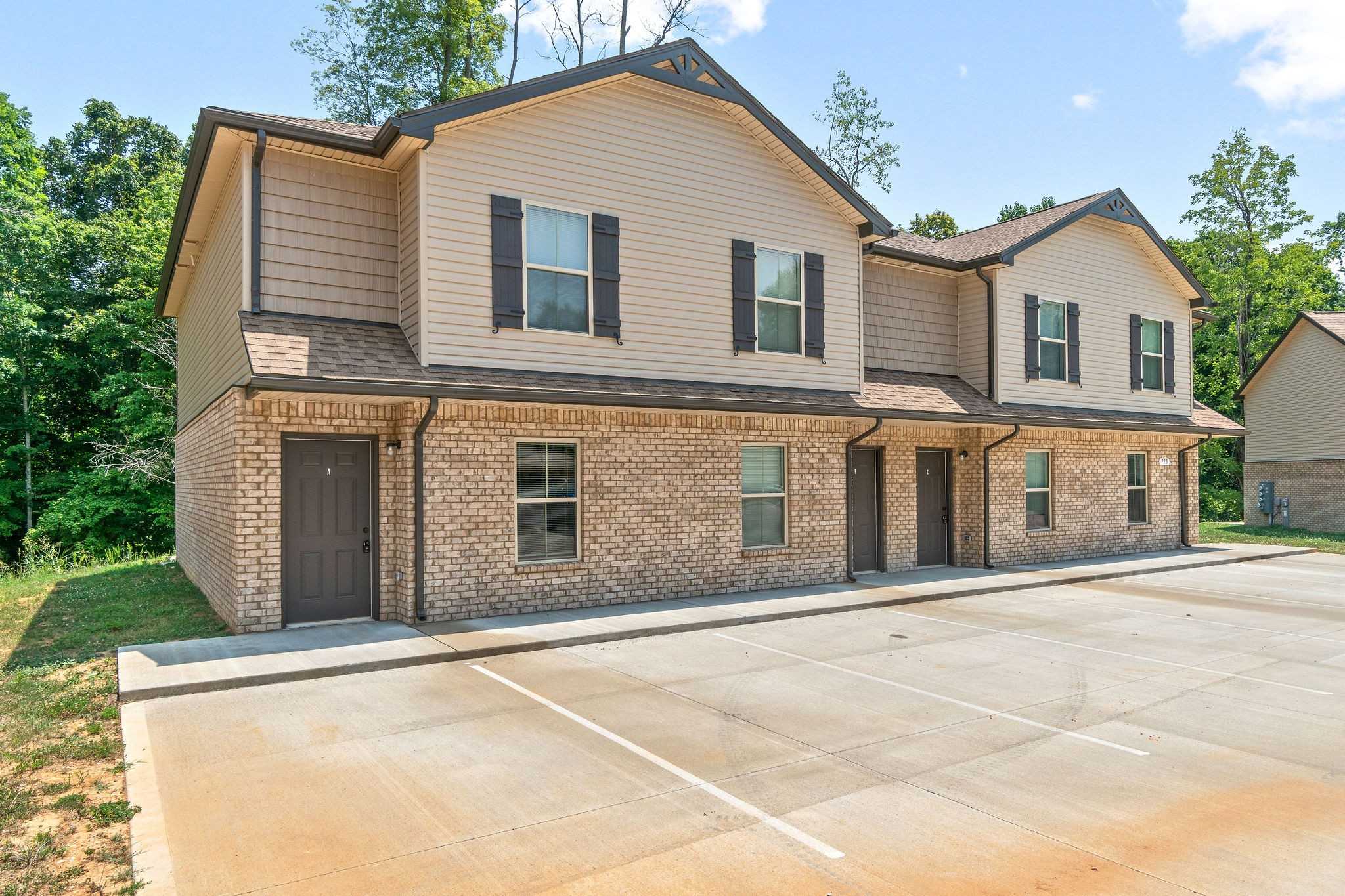 223 Smithson Lane  APT C Clarksville Tennessee United States, for Rent, residential, Rebekah  Sprabary, Sweet Home Realty & Property Management