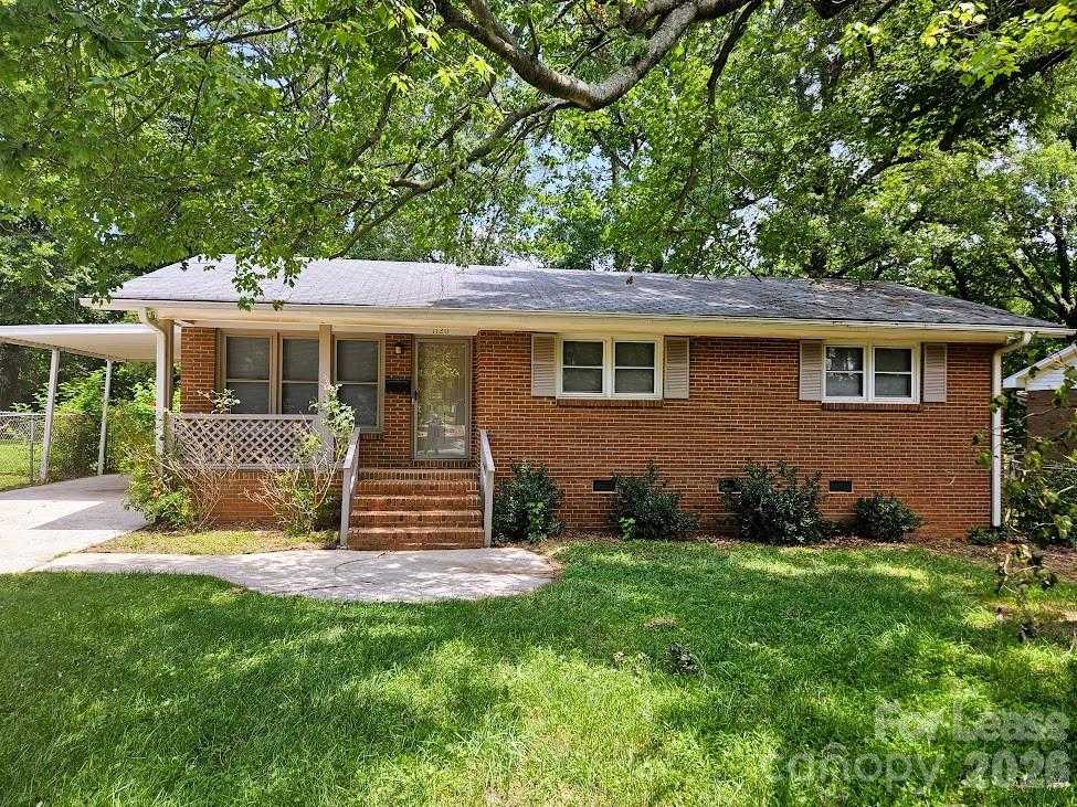 1120 Georgetown Drive Charlotte North Carolina United States, for Rent, residential, Kristen Haynes, New Home Buyers Brokers / Realty Pros