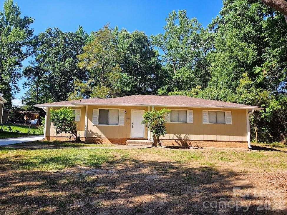 6815 Water Mill Court Charlotte North Carolina United States, for Rent, residential, Kristen Haynes, New Home Buyers Brokers / Realty Pros