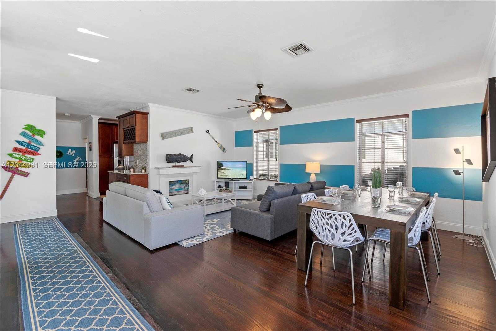 1446 Hollywood Blvd Hollywood Florida United States, for Sale, residential, Ronald Wilson, Incom Demo New Office