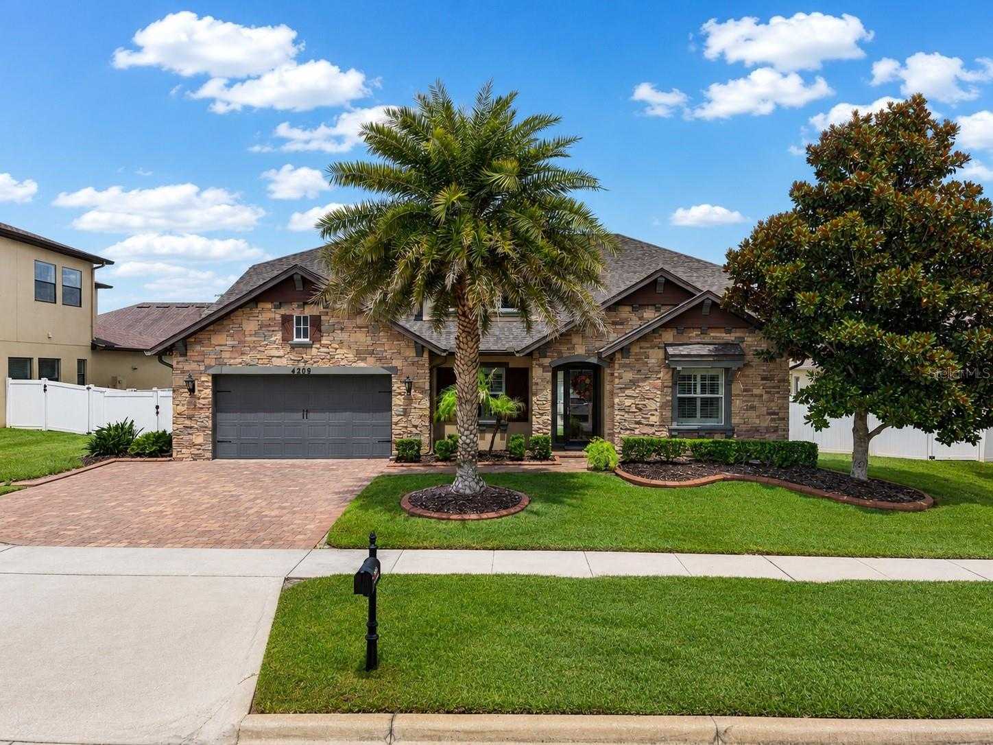4209 FOXHOUND DRIVE Clermont Florida United States, for Sale, residential, Zaira Mejia, Spaces & Styles Group