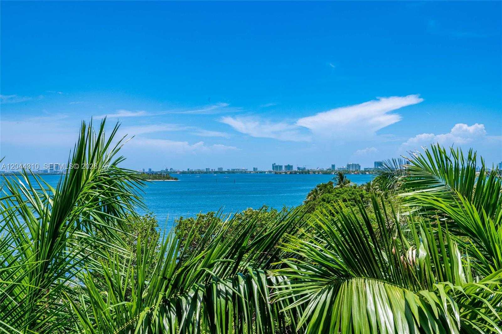 2000 N Bayshore Dr  APT 516 Miami Florida United States, for Sale, residential,  , Kamany Realty & Property Management Inc.