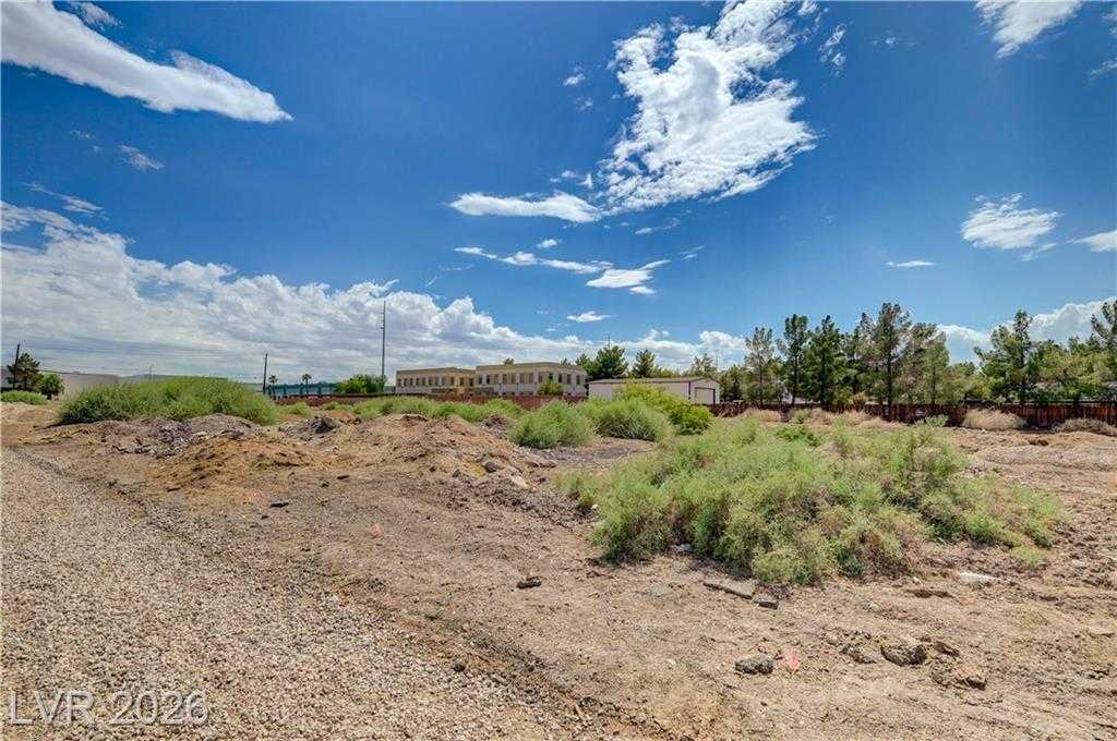 Annie Oakley Las Vegas Nevada United States, for Sale, commercial,  , Realty 220