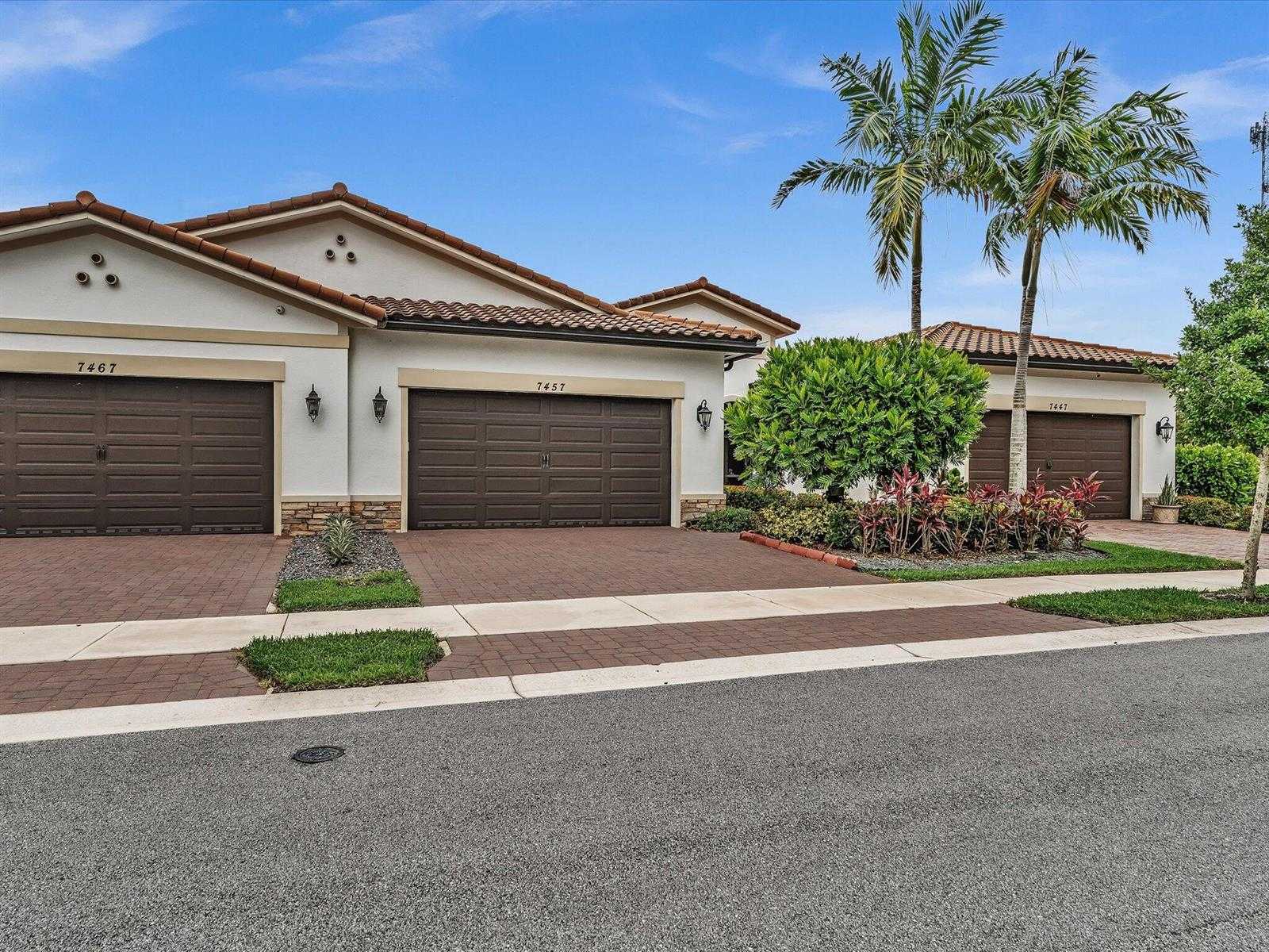 7457 S Blue Spring Drive Parkland Florida United States, for Sale, residential, Pierre J Denis, Realty 100