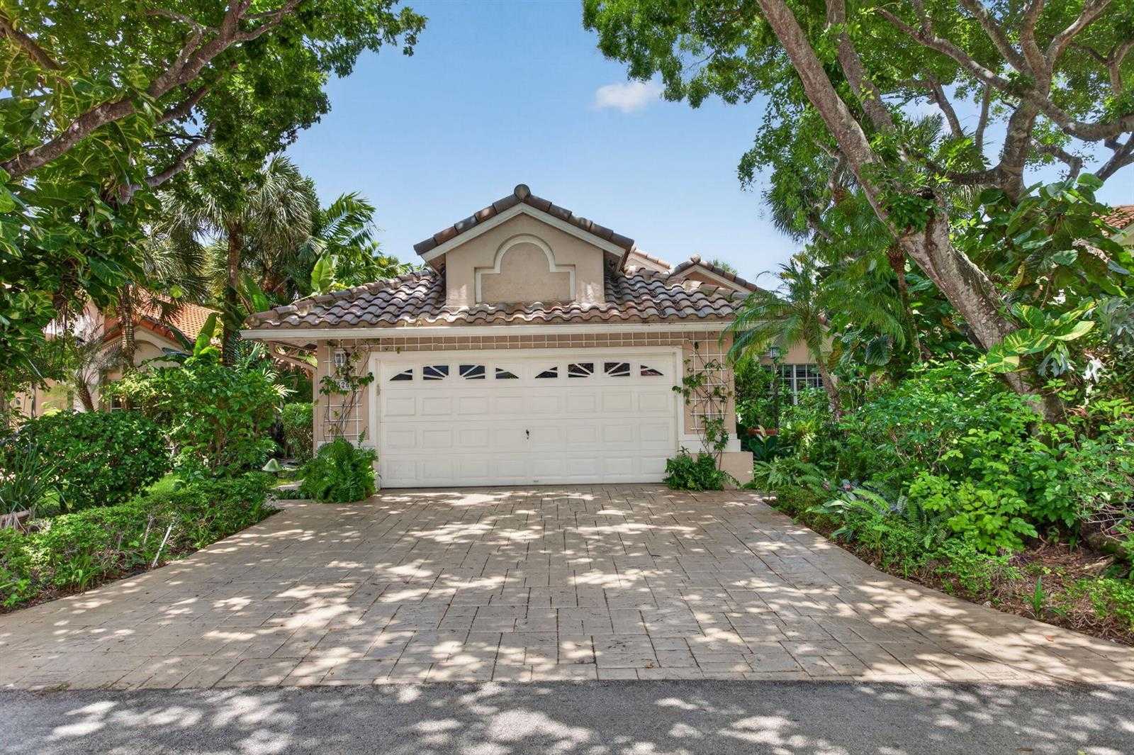526 Misty Oaks Drive Pompano Beach Florida United States, for Sale, residential, Gloria Reynolds, Incom Example Demo Office