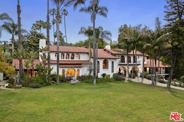 9451 Sunset Boulevard Beverly Hills California United States, for Rent, residential, LAURENT   BERTET, Bertet Investment Group LLC