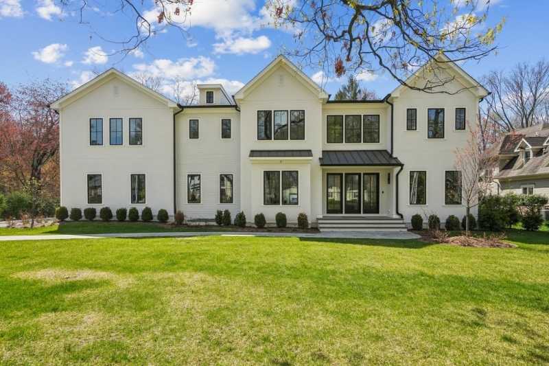11 Addison Dr Millburn Twp. New Jersey United States, for Sale, residential, Sandi Chung, Keller Williams Premier Properties