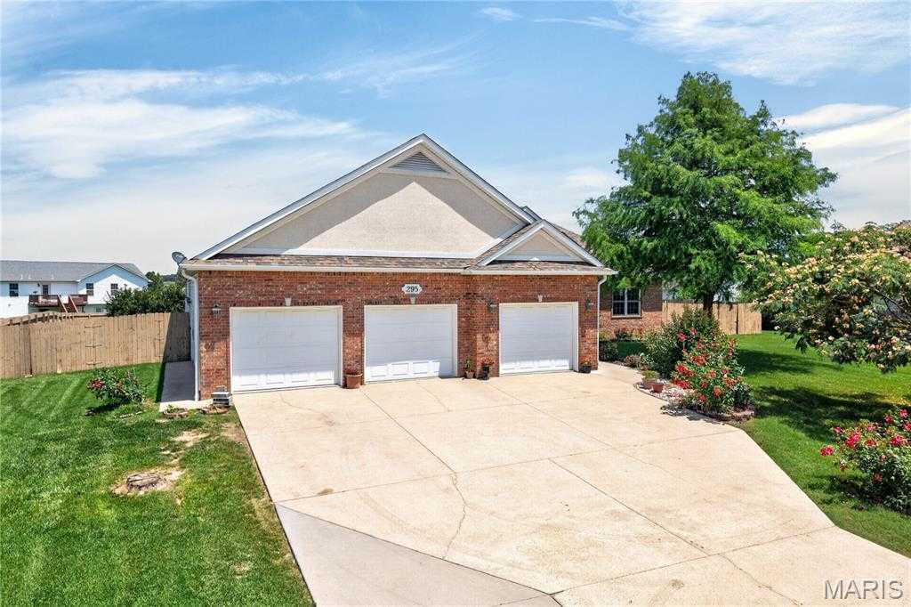 295 East Lawn Avenue St Robert Missouri United States, for Sale, residential,  , Miller Real Estate, Inc