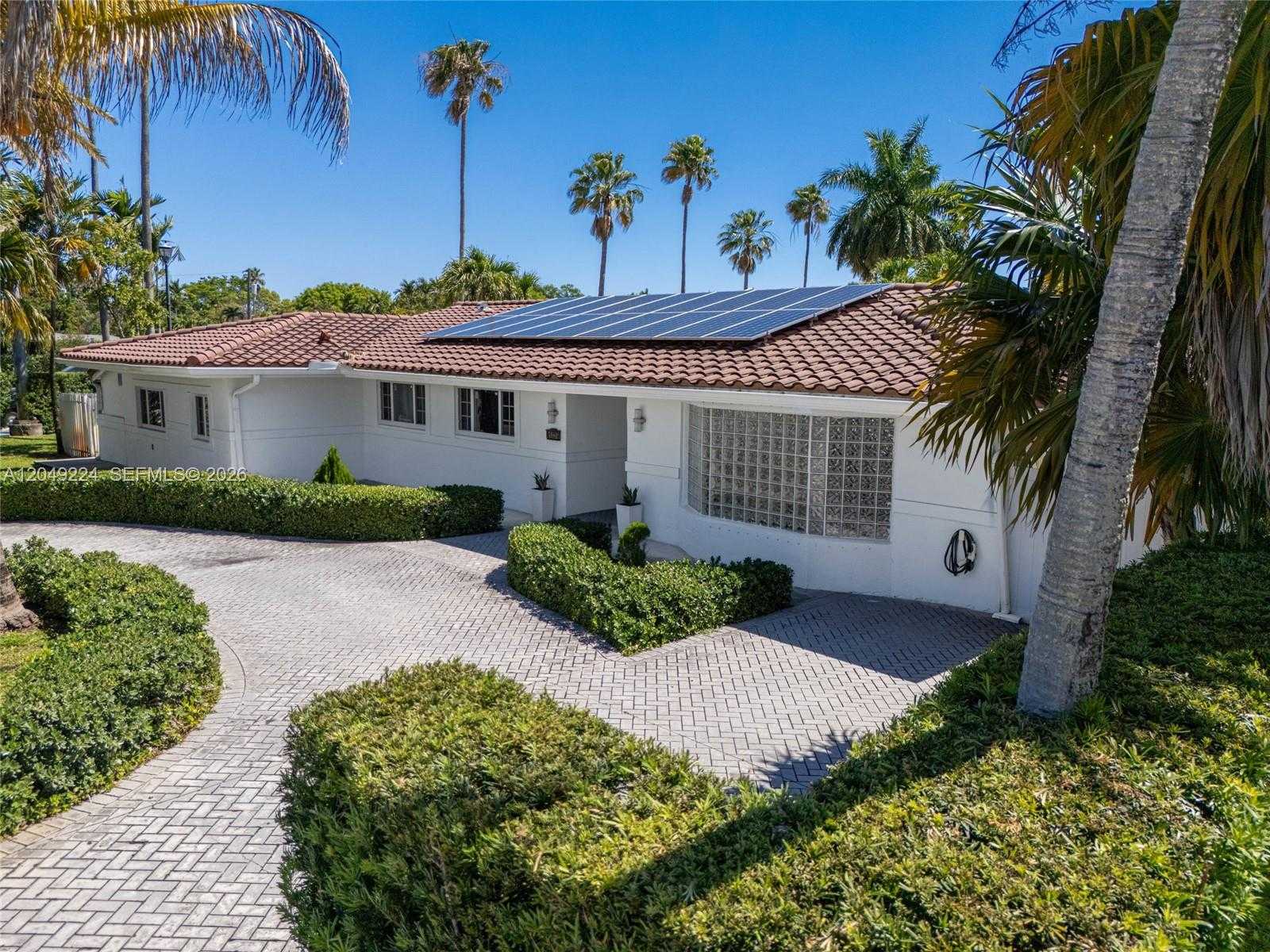20235 Highland Lakes Blvd Miami Florida United States, for Sale, residential, Sophia Roy, Incom New Demo Office