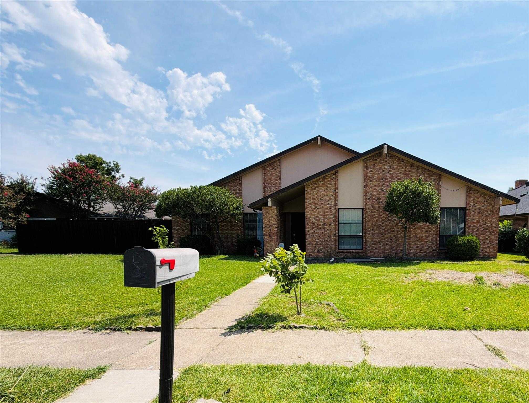 5218 Barcelona Drive Garland Texas United States, for Sale, residential, Rita Vera, Central Metro Realty LLC