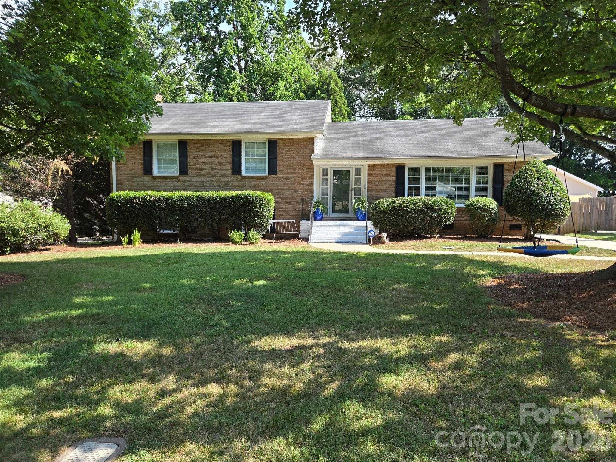 1730 Delchester Drive Charlotte North Carolina United States, for Sale, residential, William Owens , South Charlotte Properties