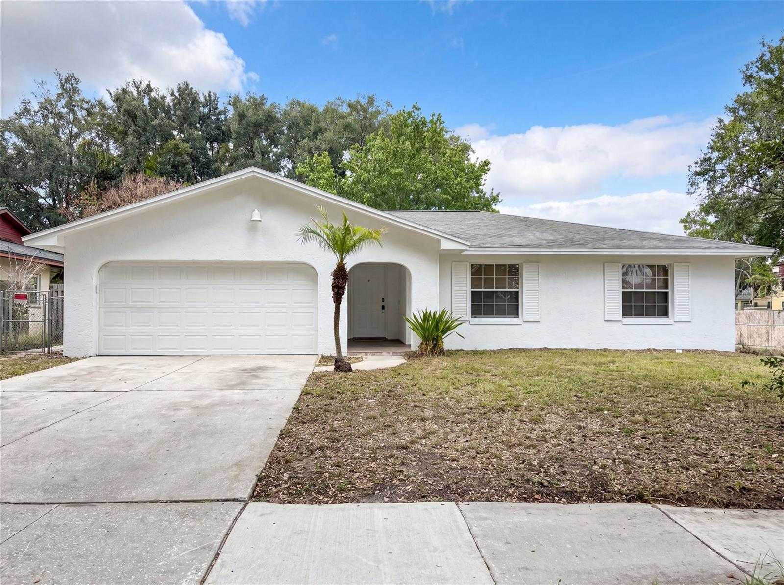 2401 MYAKKA DRIVE Orlando Florida United States, for Sale, residential, Ken Anderson, ApexOne Realty, Inc.