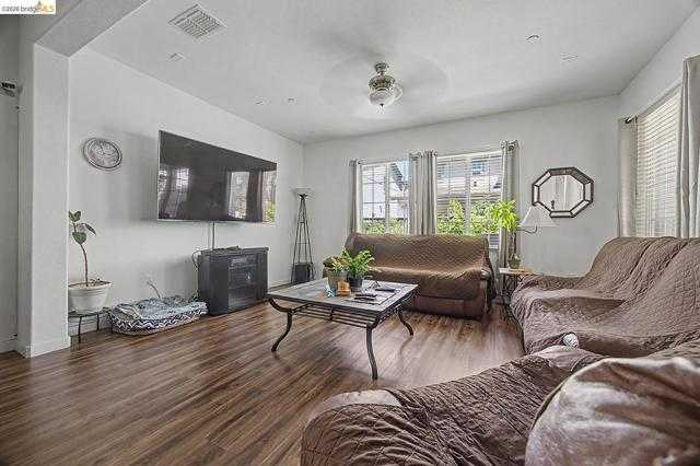 186 Willowrun Way Oakley California United States, for Sale, residential, EVA CASTRO, HomeSmart Optima Realty