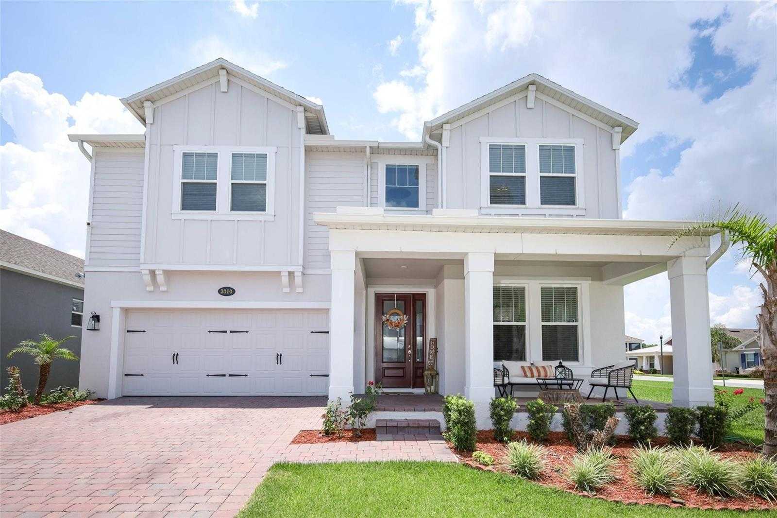 2010 BOSS HEWETT STREET Winter Garden Florida United States, for Sale, residential, Zaira Mejia, Spaces & Styles Group
