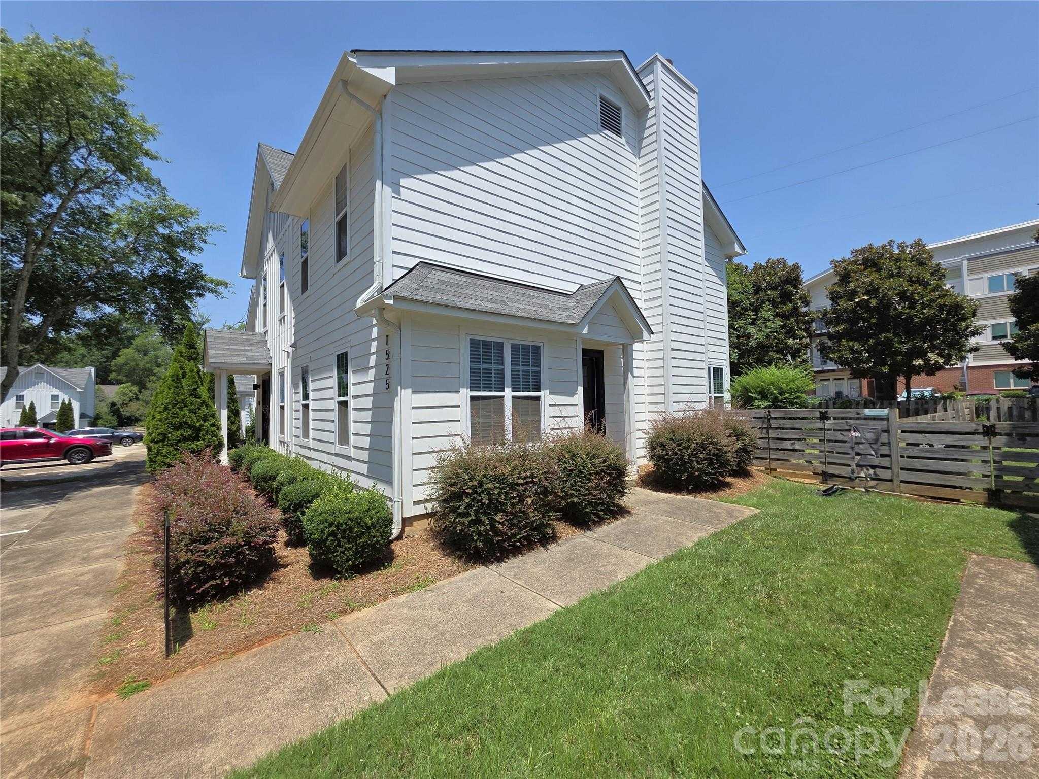 1525 Briar Creek Road APT B Charlotte North Carolina United States, for Rent, residential, Gloria Reynolds, Incom Example Demo Office