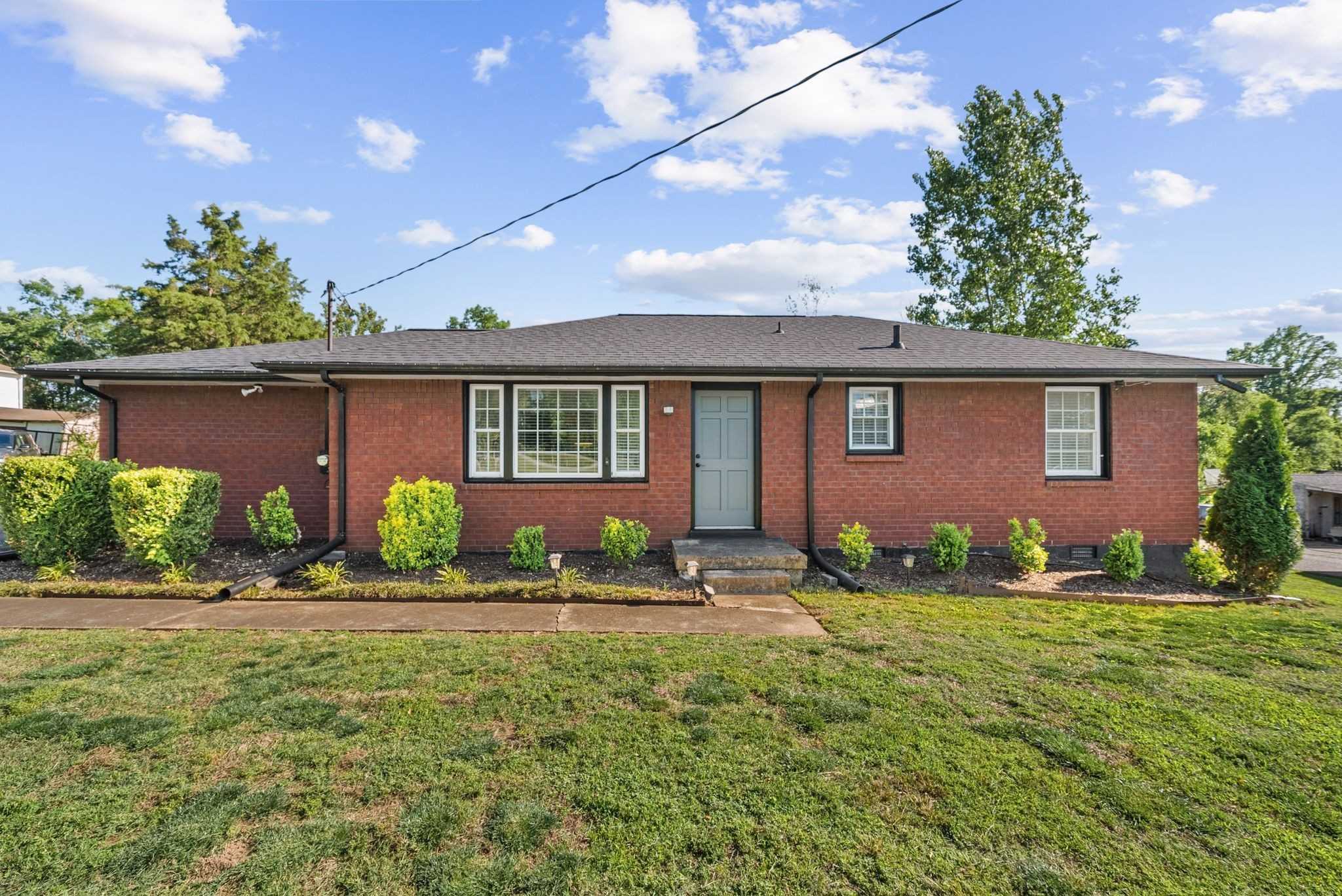 608 Vinson Dr Nashville Tennessee United States, for Sale, residential, Adam  Hanes, LPT Realty