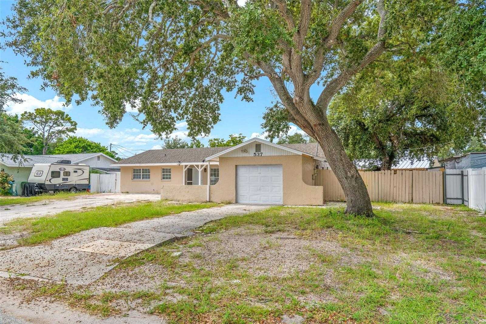 537 MELODY CIRCLE Sarasota Florida United States, for Sale, residential, Cristina Giacomazzi, Sarasota Real Estate Services