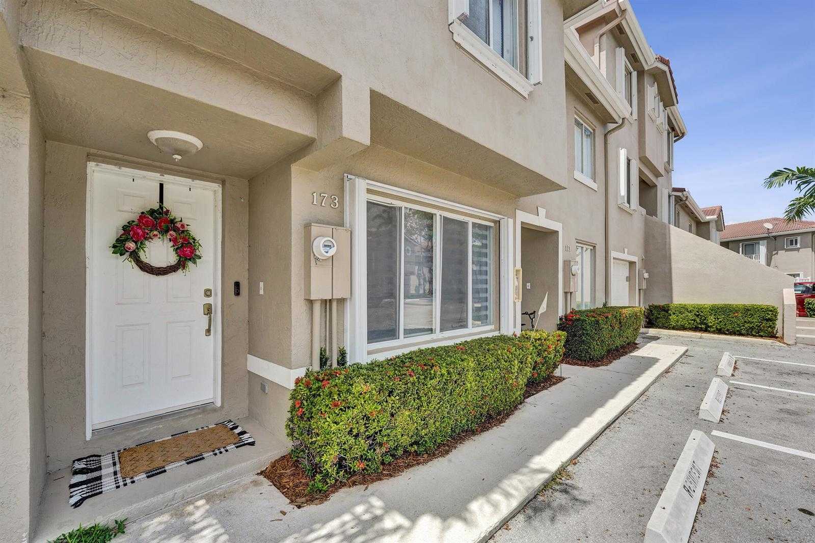 173 Riviera Circle Weston Florida United States, for Sale, residential, Radmila Mandel, Florida Sky Realty Group