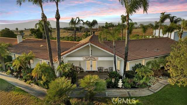 17850 Vista Del Lago Riverside California United States, for Sale, residential, RICHARD UPTON, Keller Williams Realty