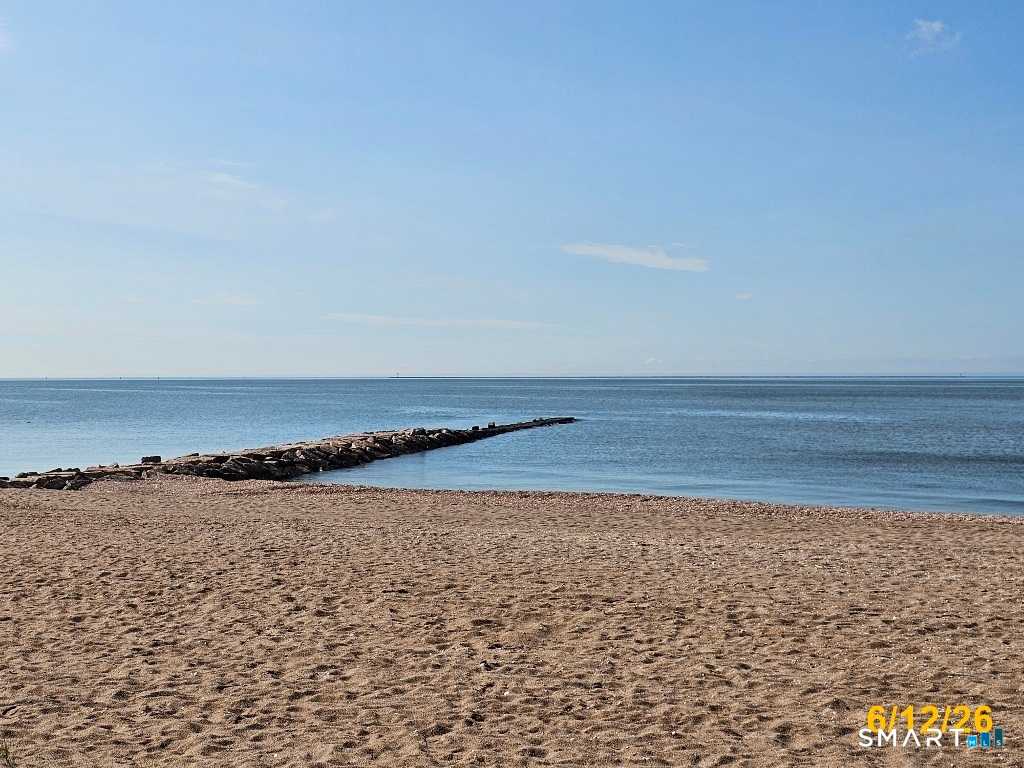 225 West Walk APT 225 West Haven Connecticut United States, for Sale, residential,  , New England Realty Associates