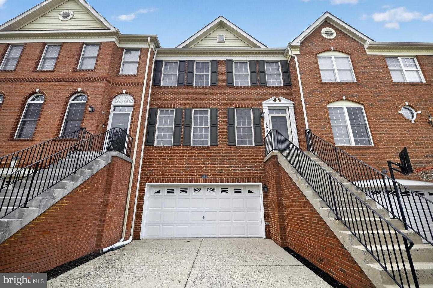 25915 KIRKWOOD SQUARE Chantilly Virginia United States, for Sale, residential, Camille Payne, Samson Properties