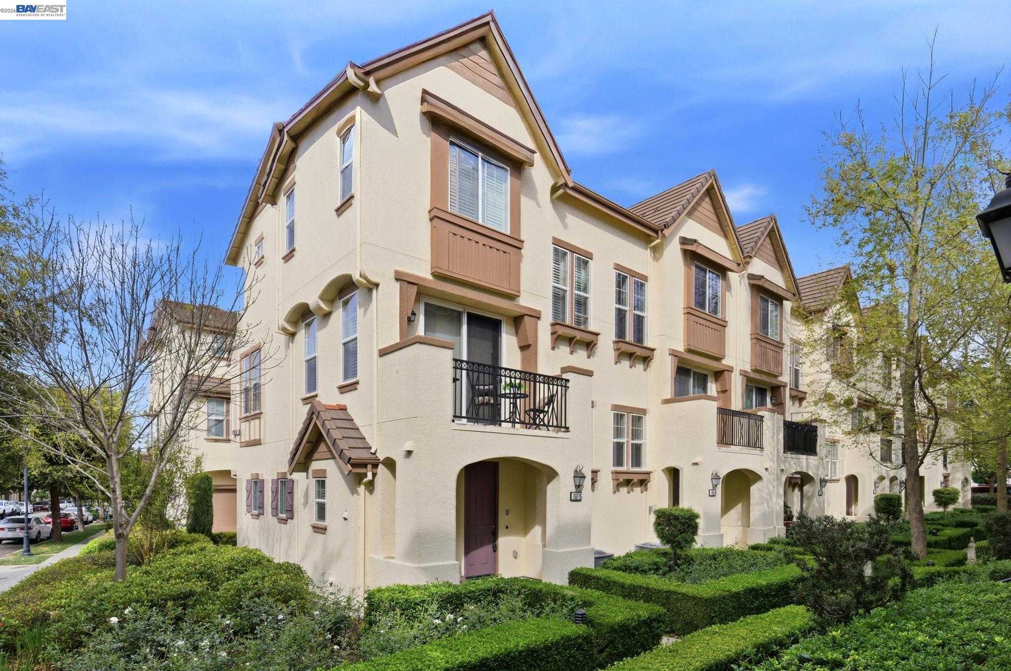 152 Heligan Lane  APT 15 Livermore California United States, for Sale, residential, Miranda Mattos, Compass Realty 